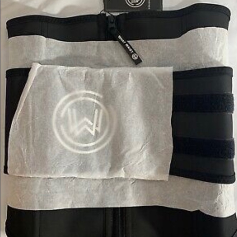 Wait trainer size 8X, good for working out and defining waist line